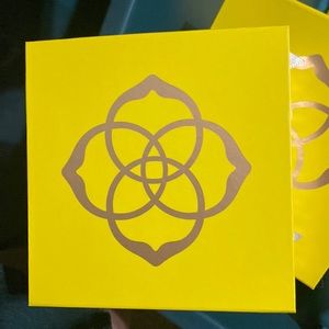 Kendra Scott Original packaging - Box, bag, bow, and gift tag